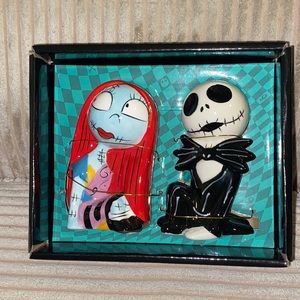 The nightmare before Christmas salt and pepper shakers